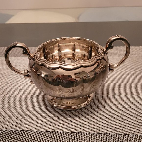 *SOLD* Silver Plated Coffee Pot Set - Picture 3 of 9